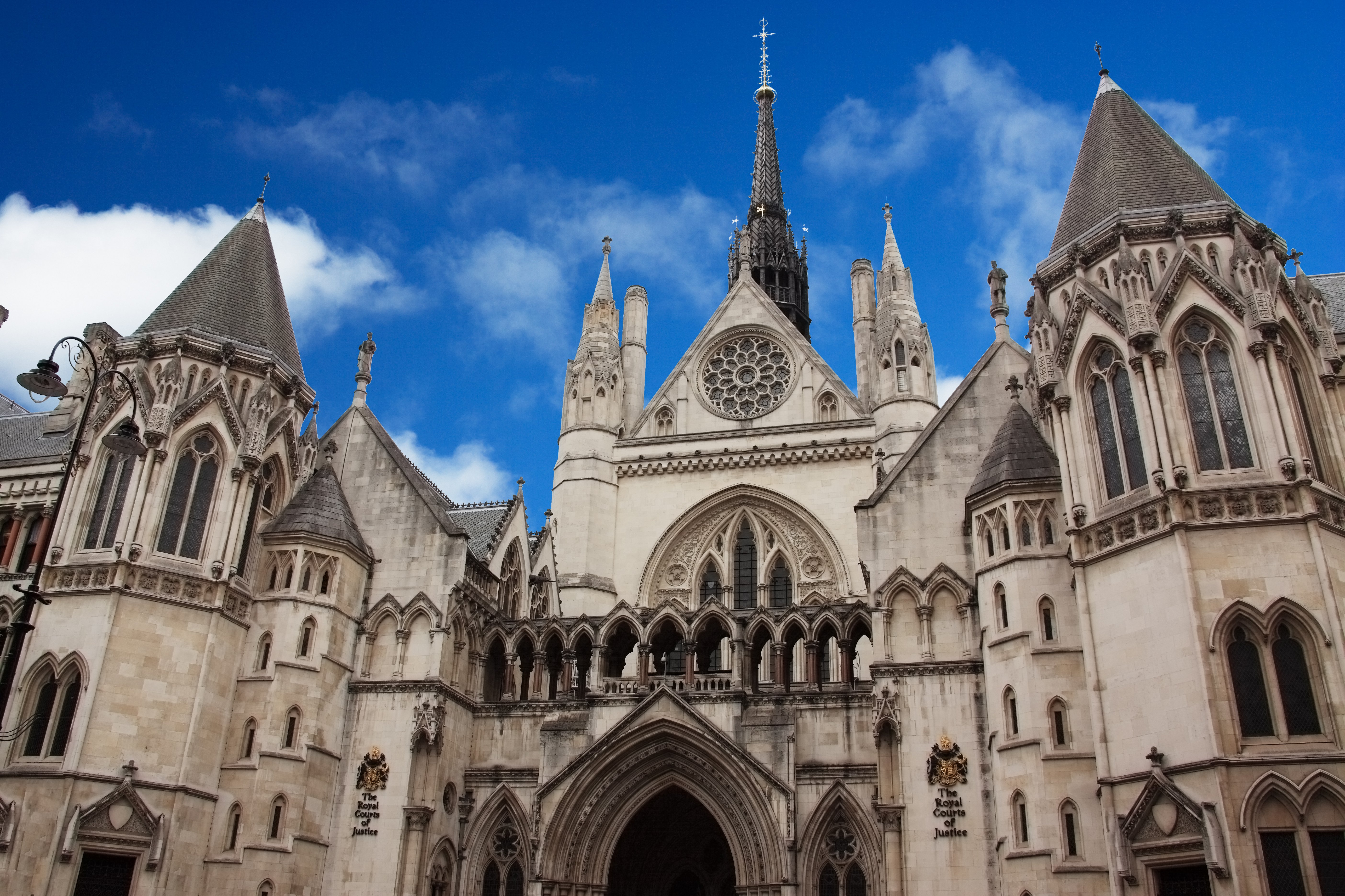 royal_courts_justice_3